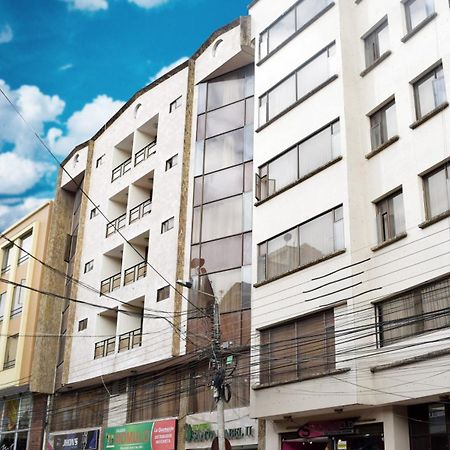 Hotel Santa Isabel 2 إبياليز المظهر الخارجي الصورة