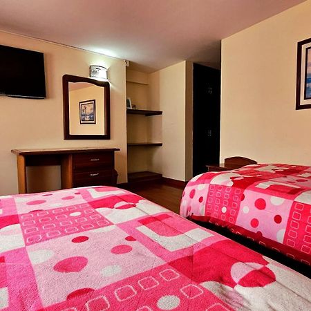 Hotel Santa Isabel 2 إبياليز المظهر الخارجي الصورة