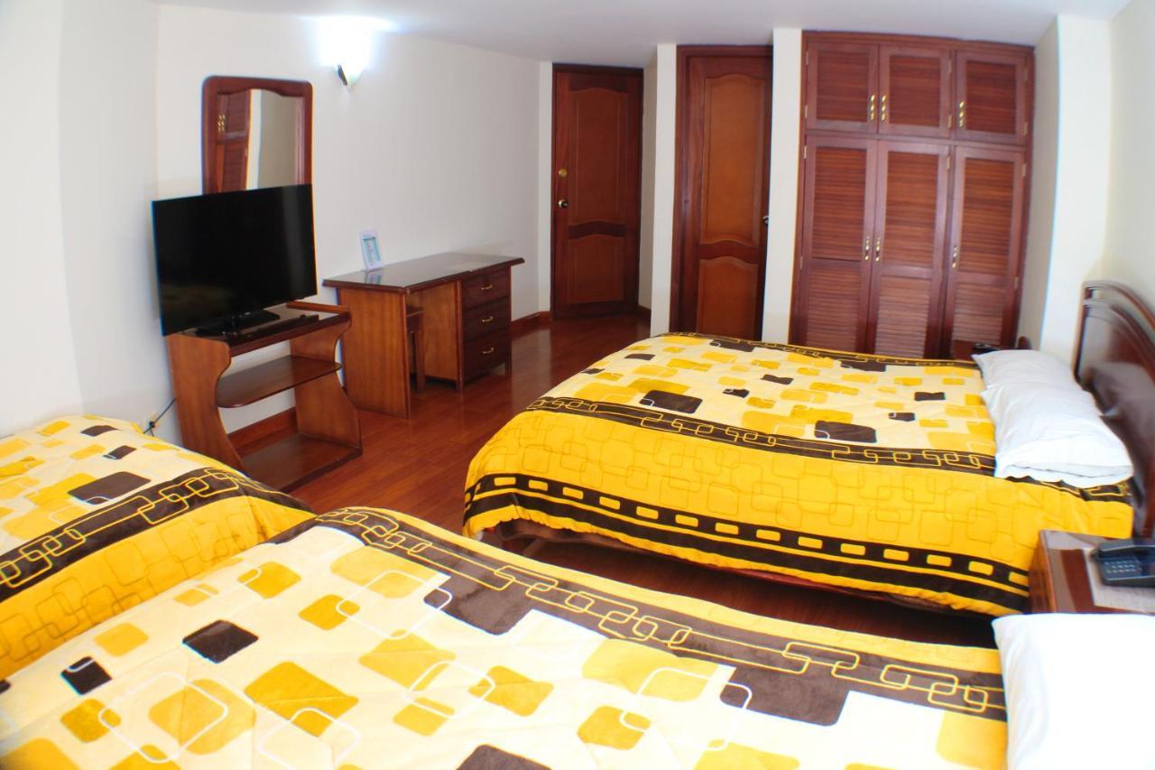 Hotel Santa Isabel 2 إبياليز المظهر الخارجي الصورة