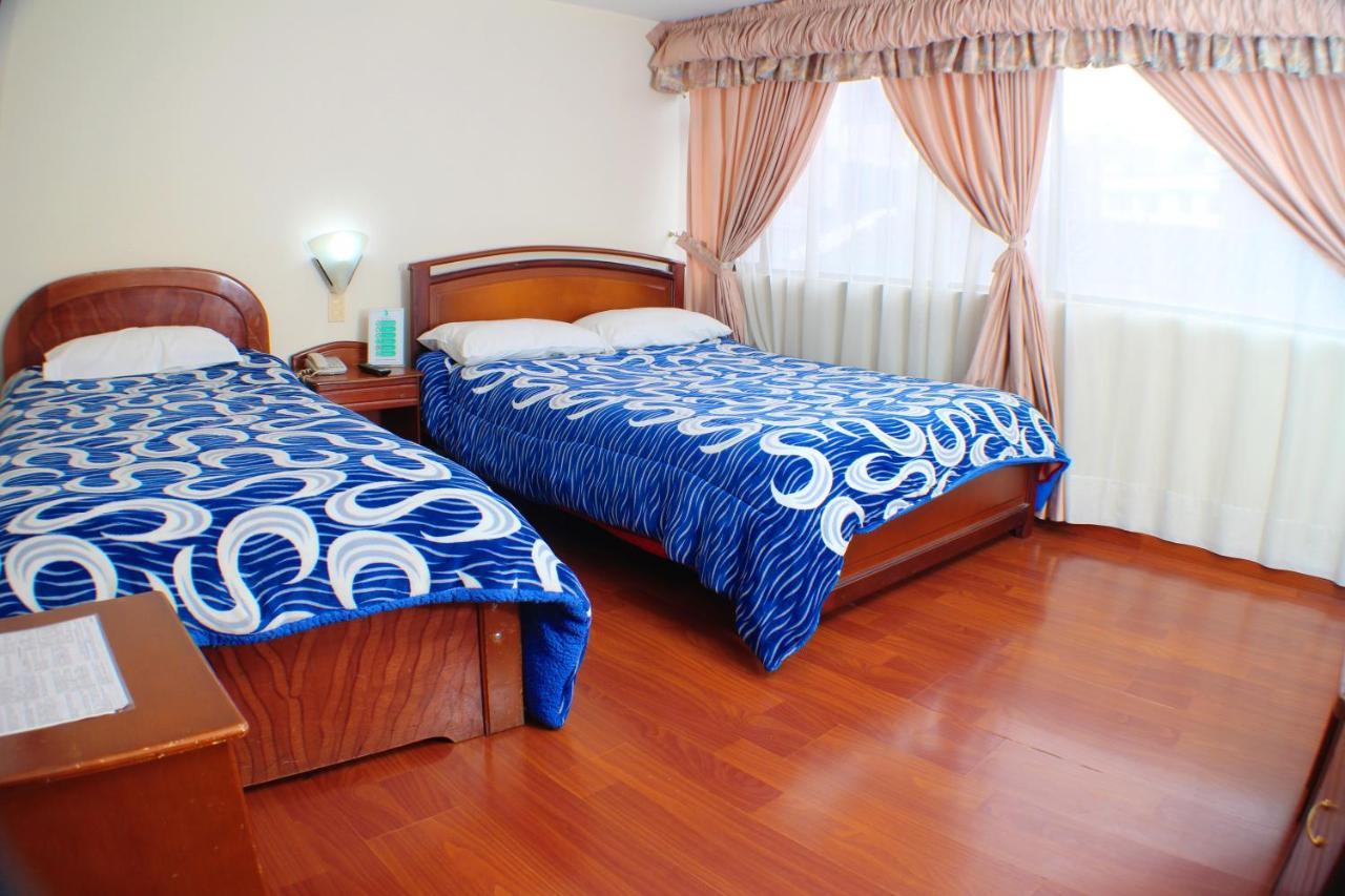 Hotel Santa Isabel 2 إبياليز المظهر الخارجي الصورة
