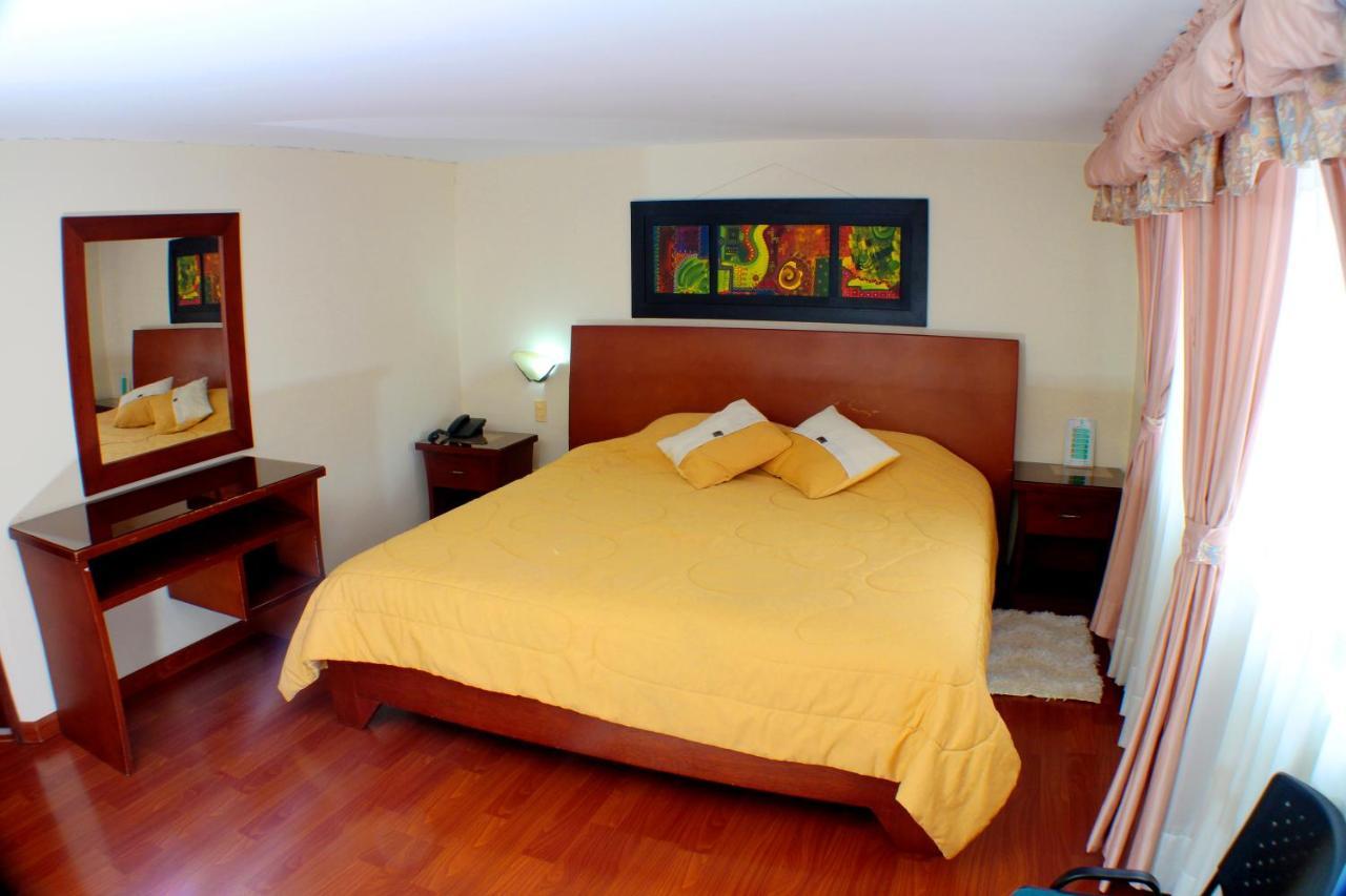 Hotel Santa Isabel 2 إبياليز المظهر الخارجي الصورة
