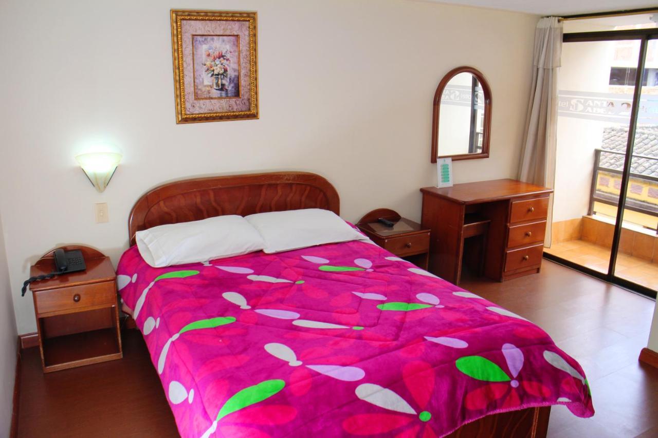 Hotel Santa Isabel 2 إبياليز المظهر الخارجي الصورة