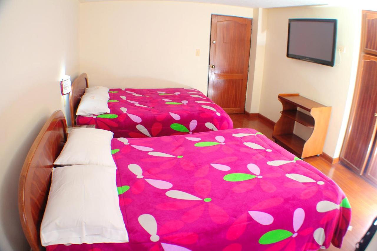 Hotel Santa Isabel 2 إبياليز المظهر الخارجي الصورة