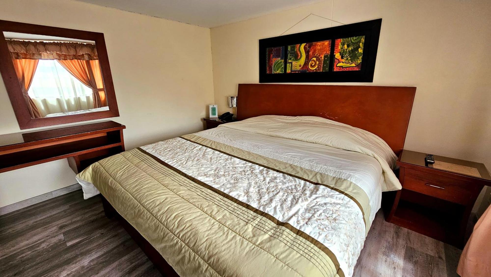 Hotel Santa Isabel 2 إبياليز المظهر الخارجي الصورة